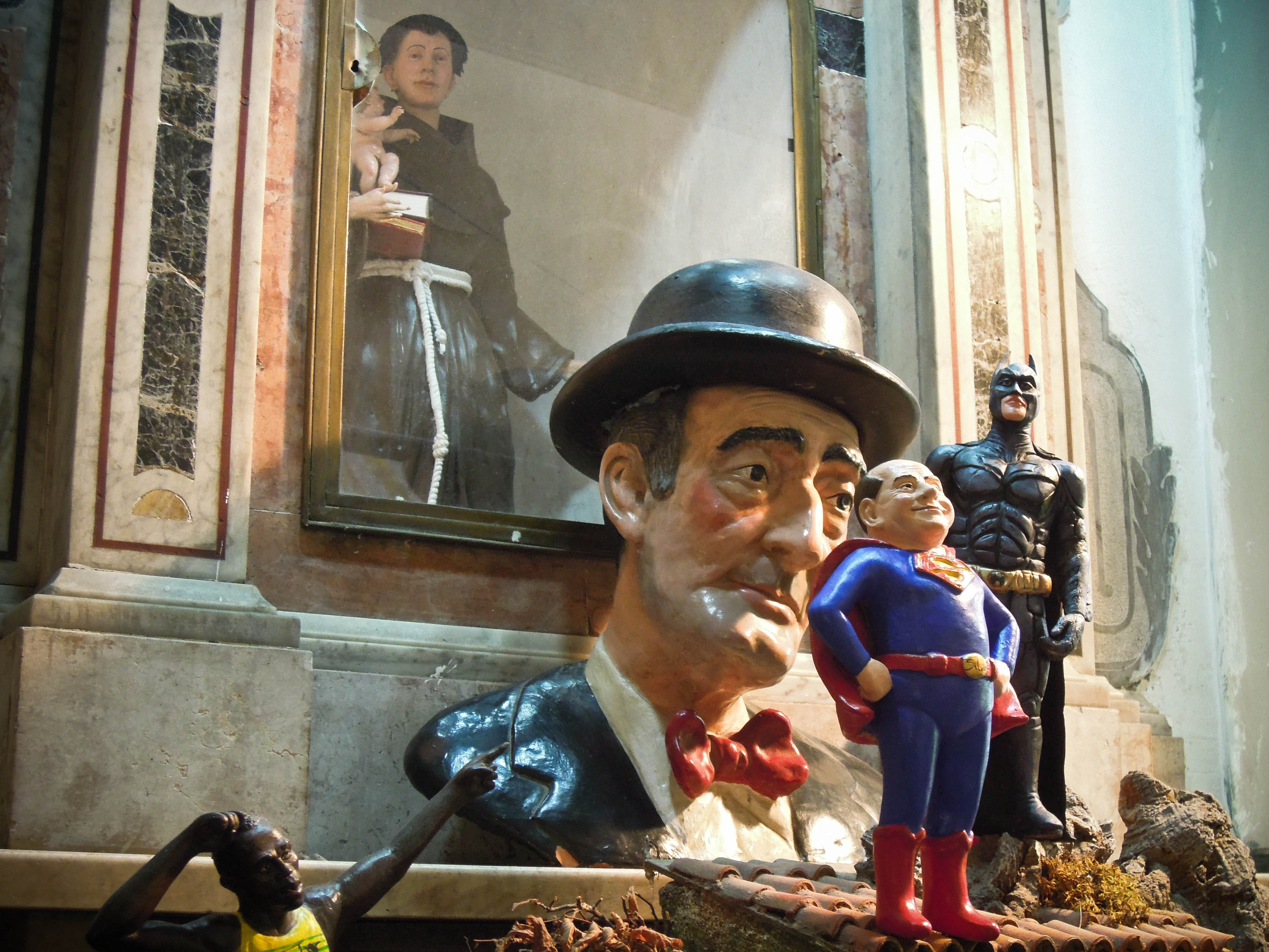 E Berlusconi che fa?