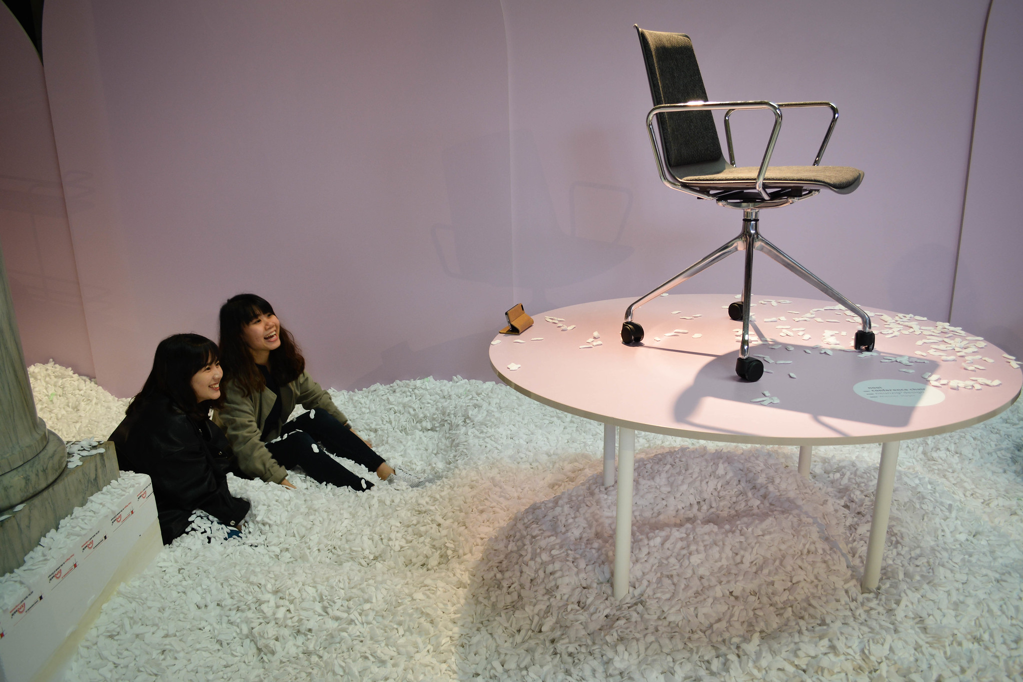 Fuori dal salone